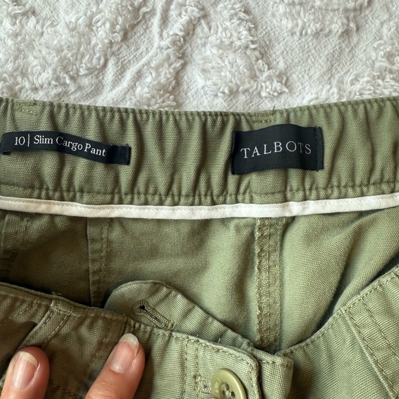 Talbots 10 Slim Cargo Pants Olive Green EUC - Picture 8 of 10
